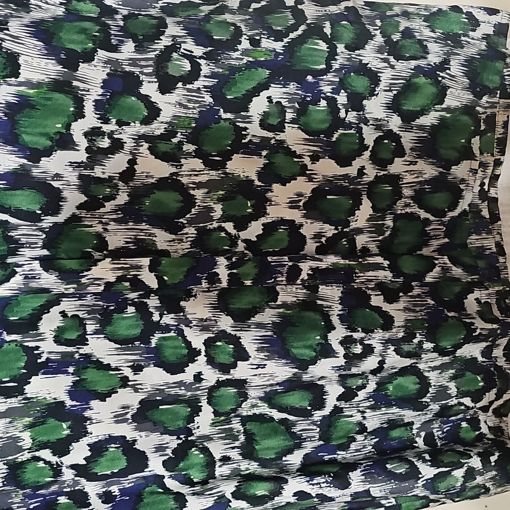 ESSENTIEL ANTWERP LEOPARD PRINT TOP - Picture 4 of 13